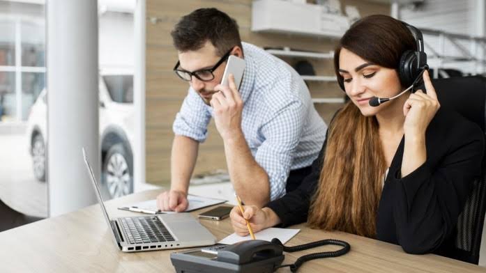 Atención al Cliente y Técnicas de Venta